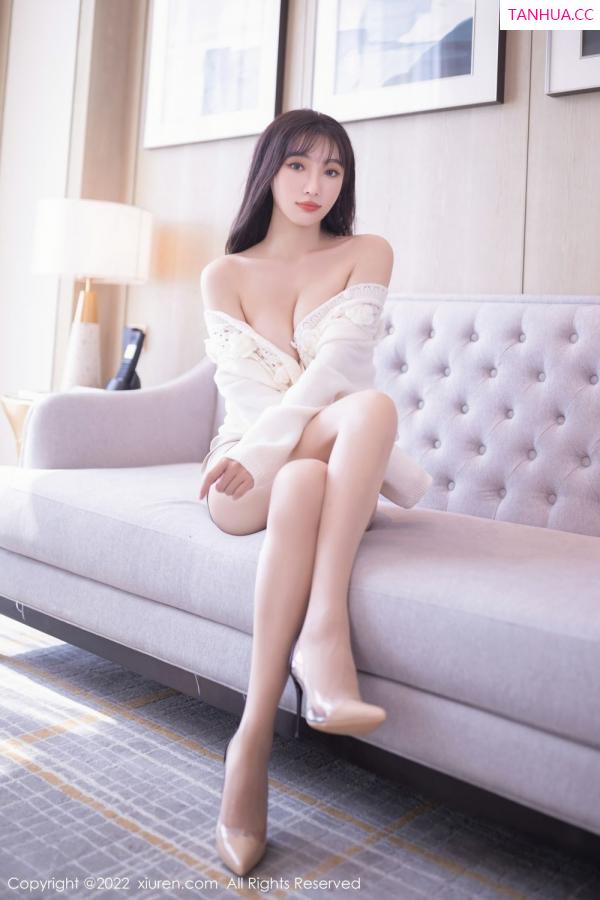 陆萱萱  [XiuRen]高清写真图 2022.10.27 No.5771 陆萱萱第12张图片